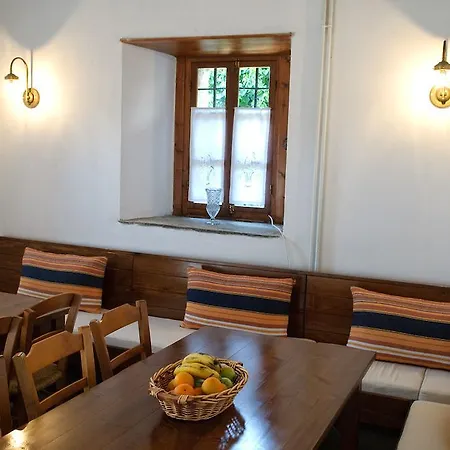 Pensjonat Alatinos 3*
